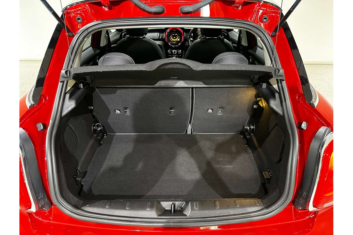 2018 MINI Hatch Cooper F55