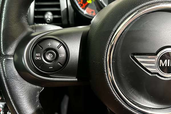2018 MINI Hatch Cooper F55