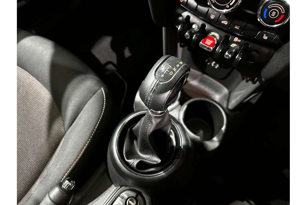 2018 MINI Hatch Cooper F55