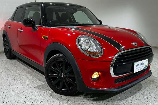 2018 MINI Hatch Cooper F55