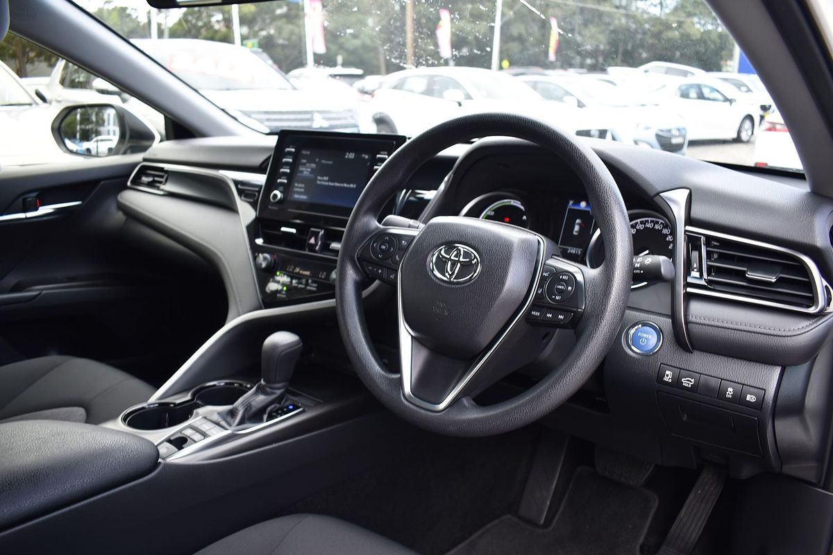 2024 Toyota Camry Ascent AXVH70R