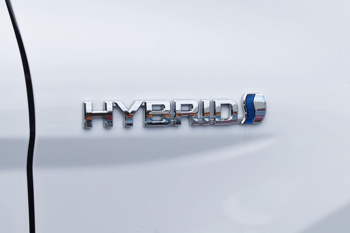 2024 Toyota Camry Ascent AXVH70R