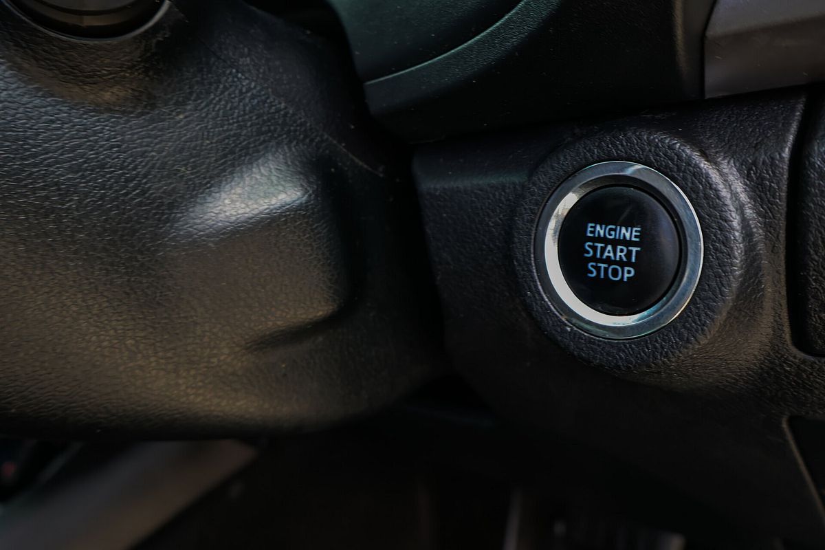 2019 Toyota Hilux SR5 GUN126R 4X4