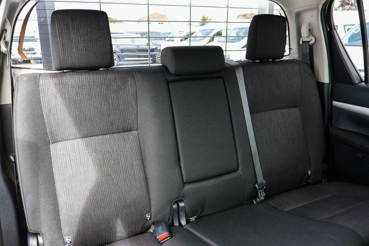2019 Toyota Hilux SR5 GUN126R 4X4