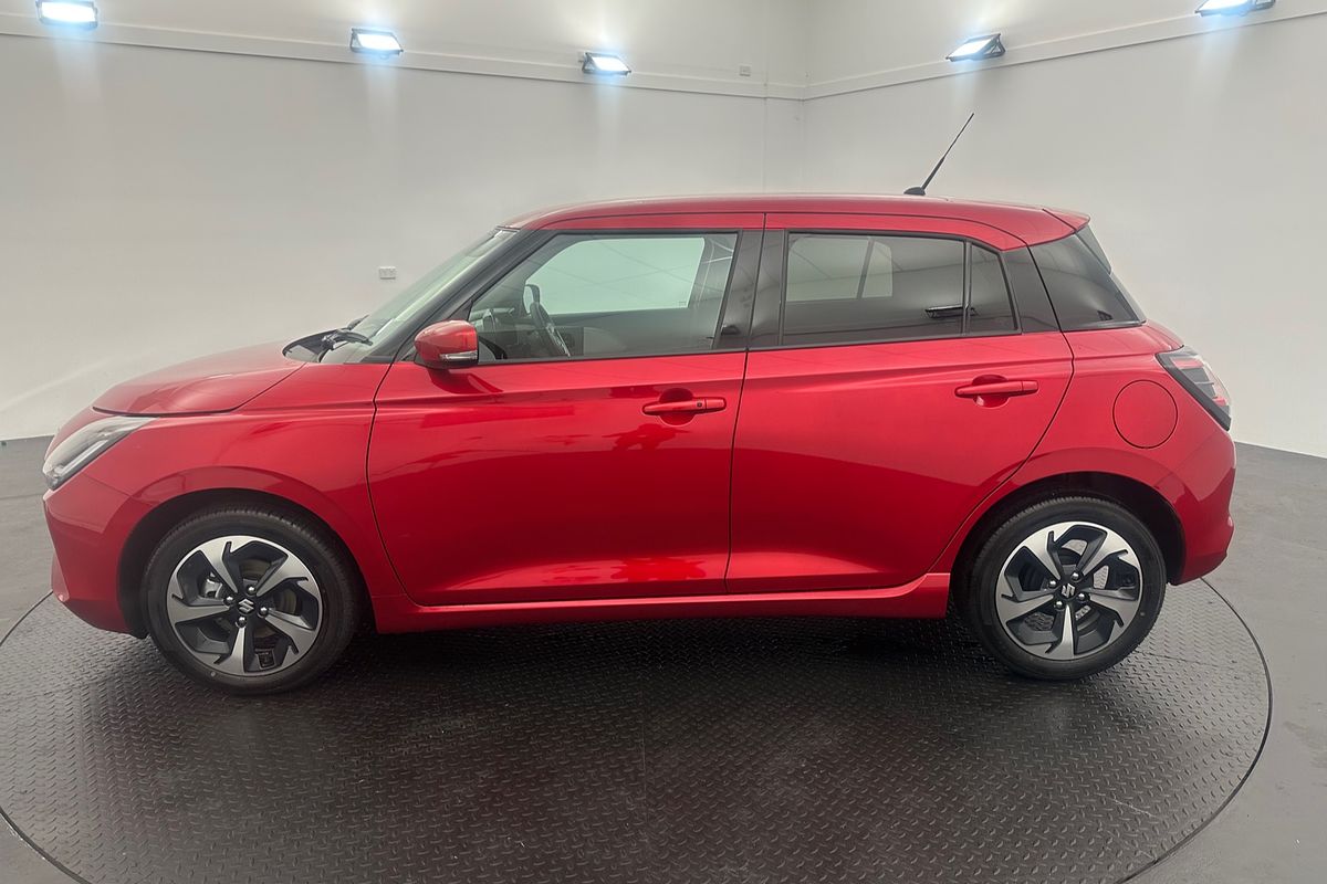 2025 Suzuki Swift Hybrid GLX UZ