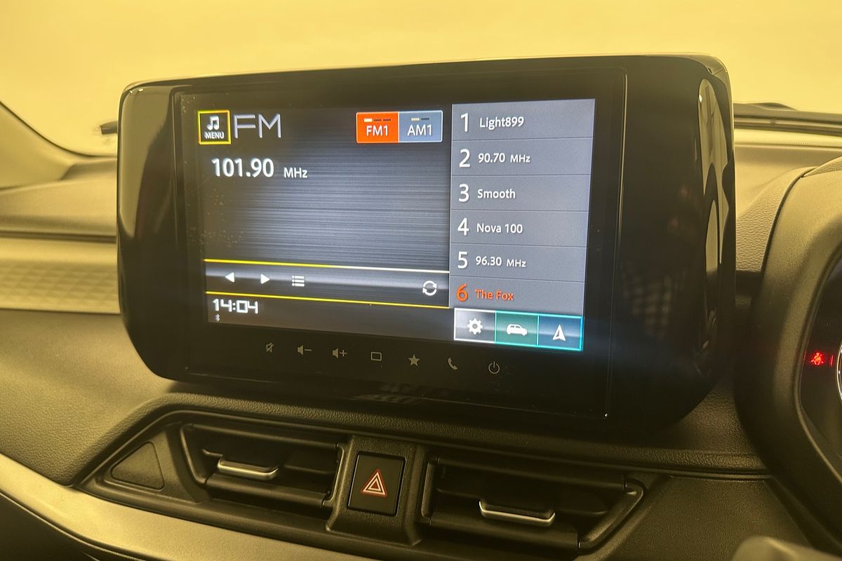 2025 Suzuki Swift Hybrid GLX UZ
