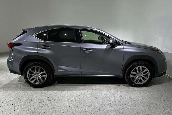 2015 Lexus NX NX300h Luxury AYZ10R