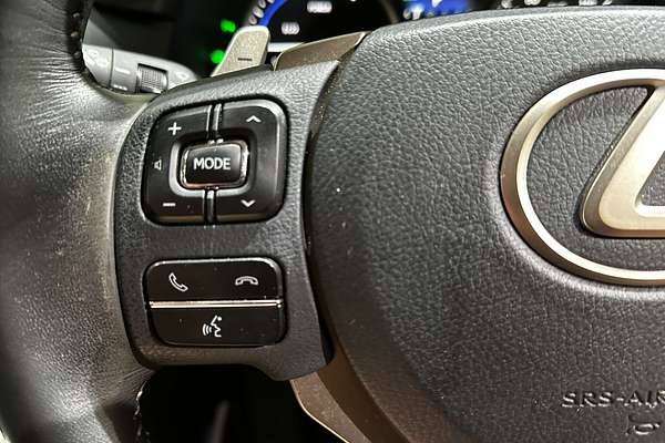 2015 Lexus NX NX300h Luxury AYZ10R