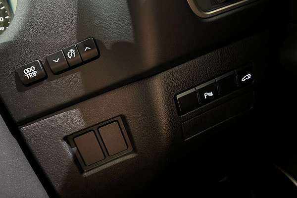 2015 Lexus NX NX300h Luxury AYZ10R