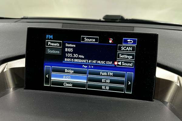 2015 Lexus NX NX300h Luxury AYZ10R