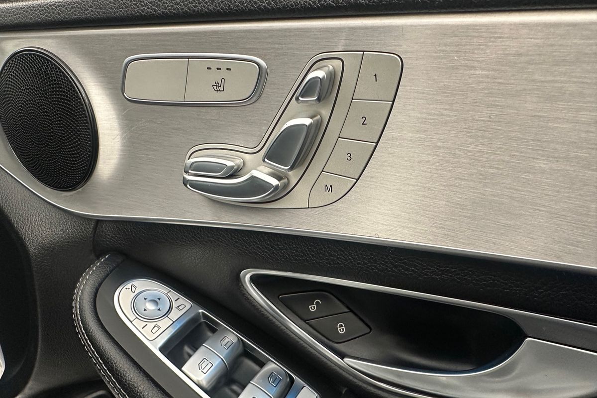2017 Mercedes-Benz C-Class C200 W205