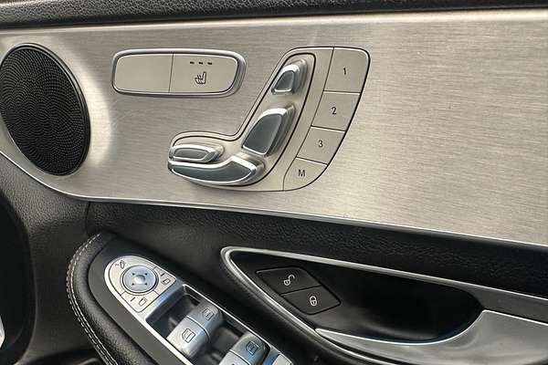 2017 Mercedes-Benz C-Class C200 W205