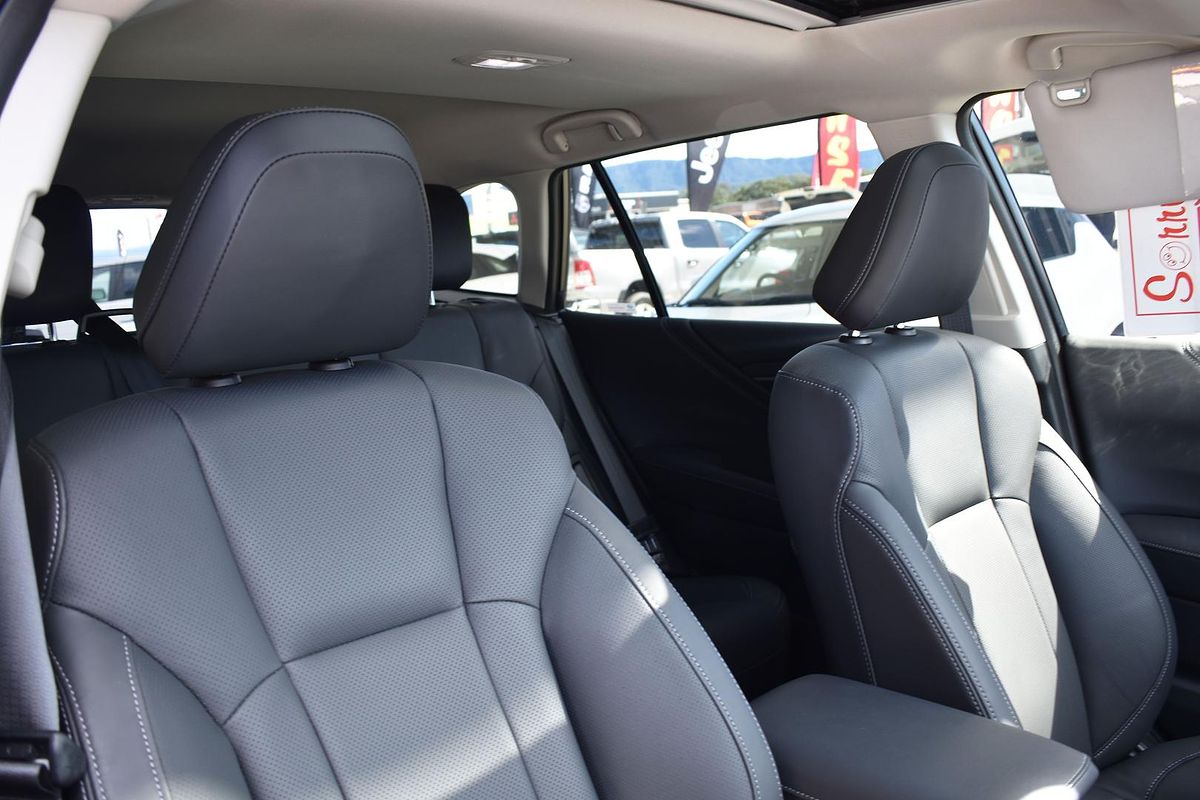 2025 Subaru Outback AWD Touring XT 6GEN