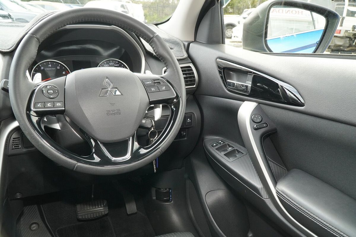 2019 Mitsubishi Eclipse Cross ES YA