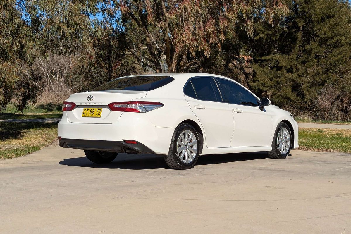 2019 Toyota Camry Ascent ASV70R
