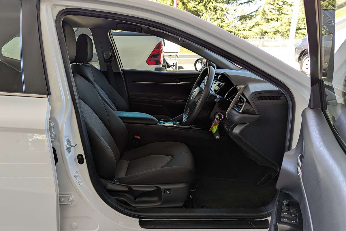 2019 Toyota Camry Ascent ASV70R