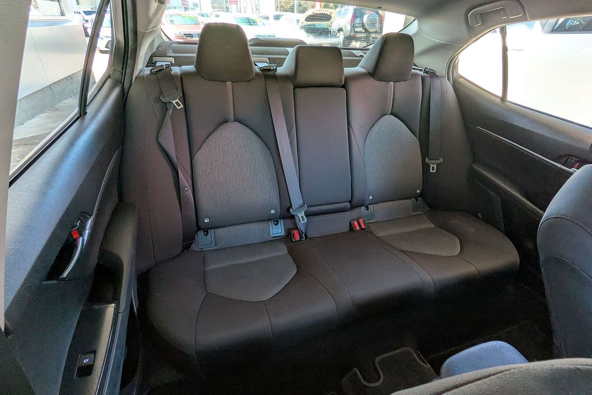 2019 Toyota Camry Ascent ASV70R