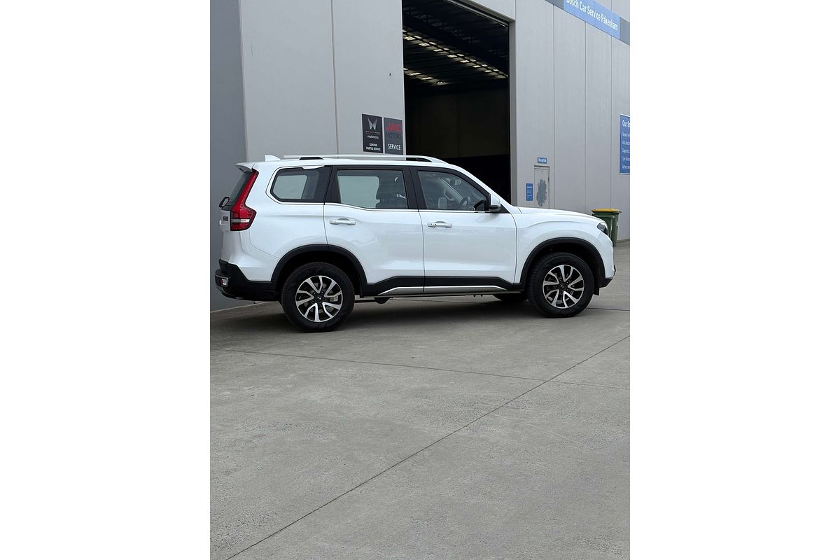 2023 Mahindra Scorpio Z8L