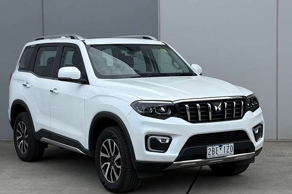 2023 Mahindra Scorpio Z8L