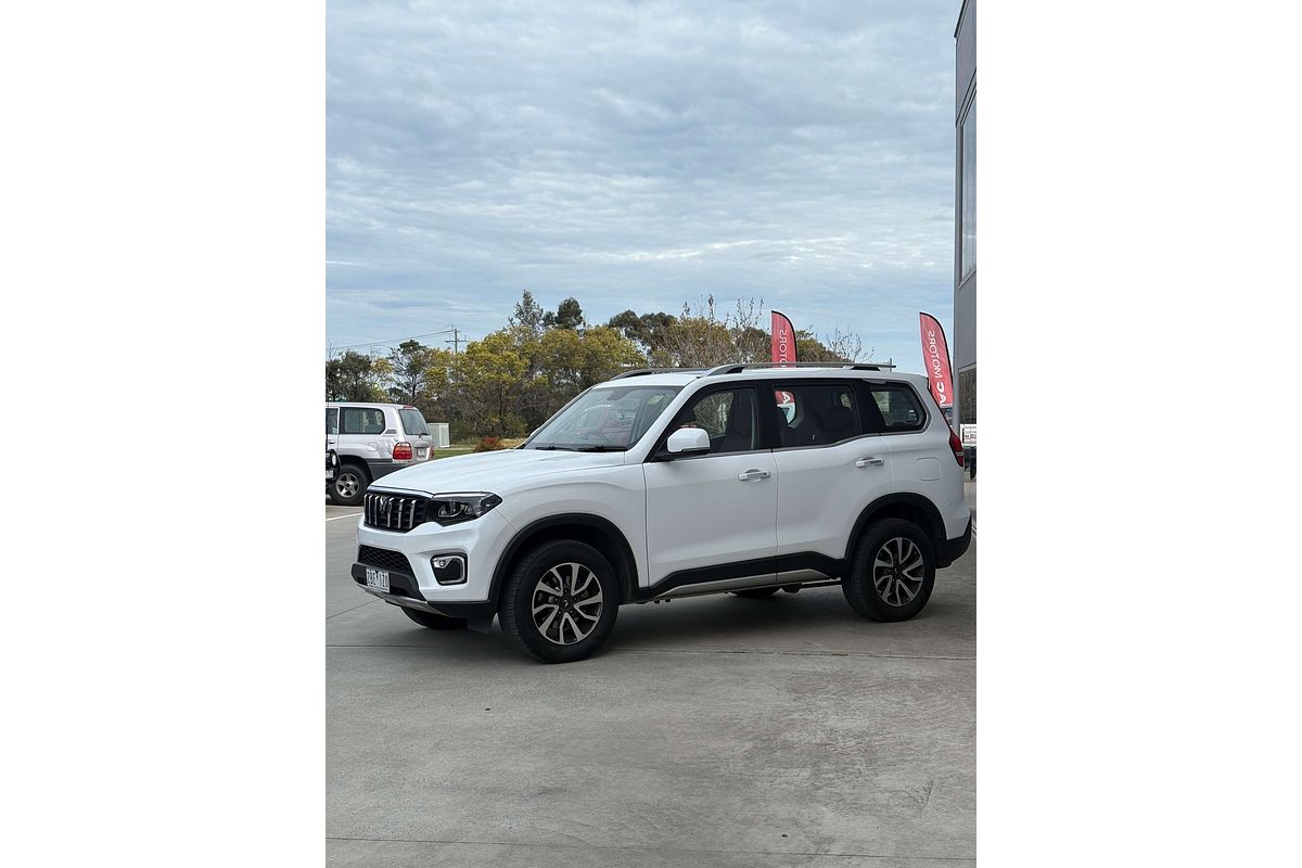 2023 Mahindra Scorpio Z8L
