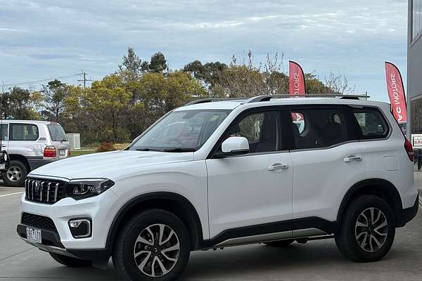 2023 Mahindra Scorpio Z8L