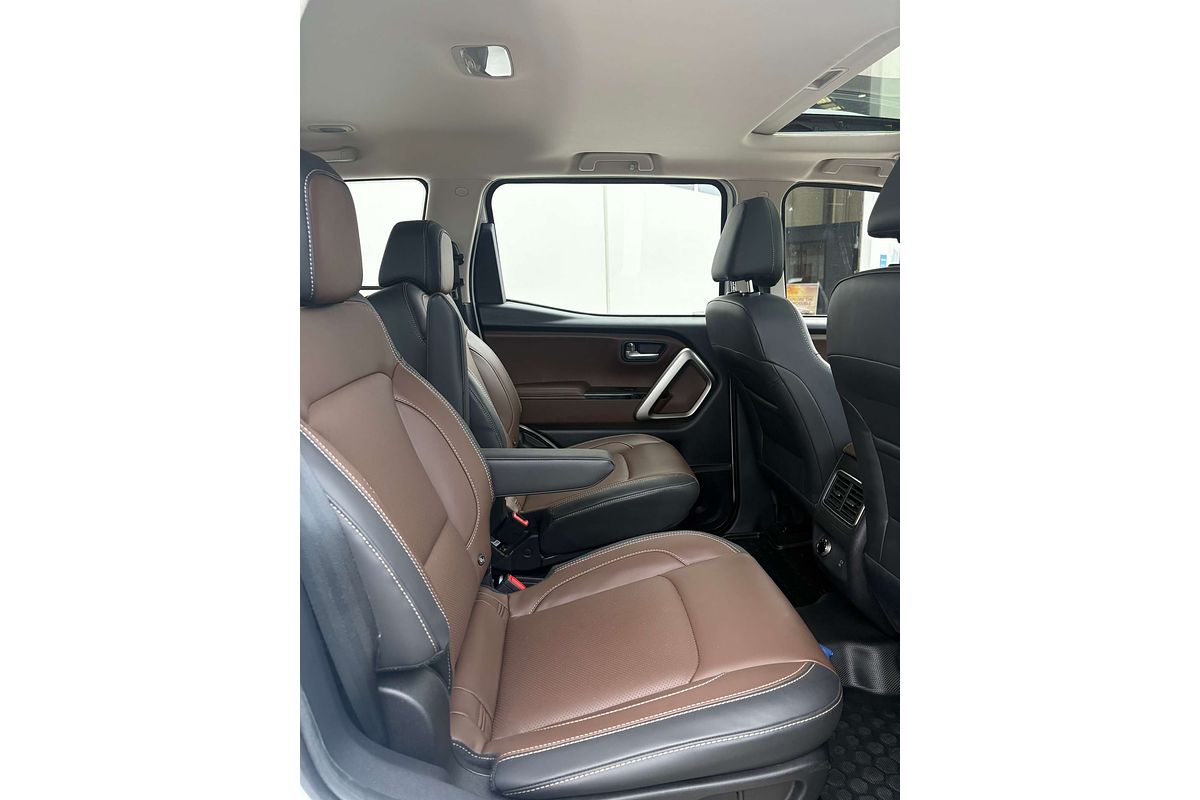2023 Mahindra Scorpio Z8L