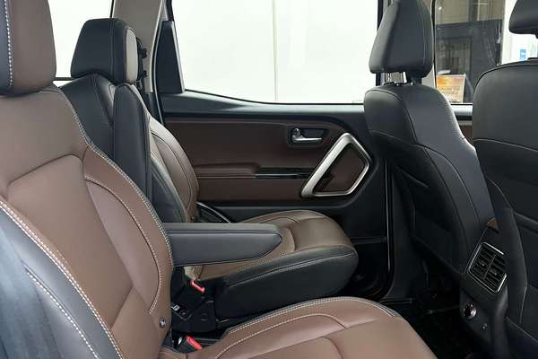 2023 Mahindra Scorpio Z8L