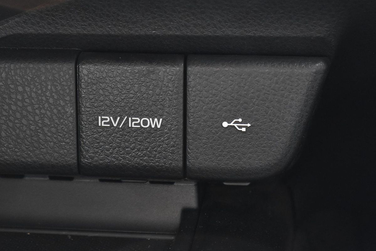 2024 Toyota Camry Ascent AXVH70R