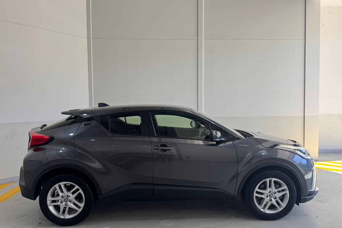 2020 Toyota C-HR GXL NGX10R