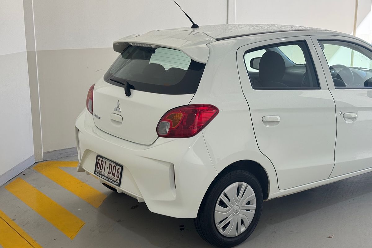 2021 Mitsubishi Mirage ES LB