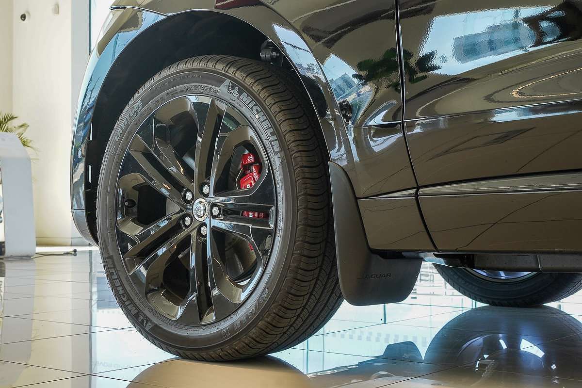 2024 Jaguar F-PACE PHEV P400e R-Dynamic SE 90th Anniversary Edition X761
