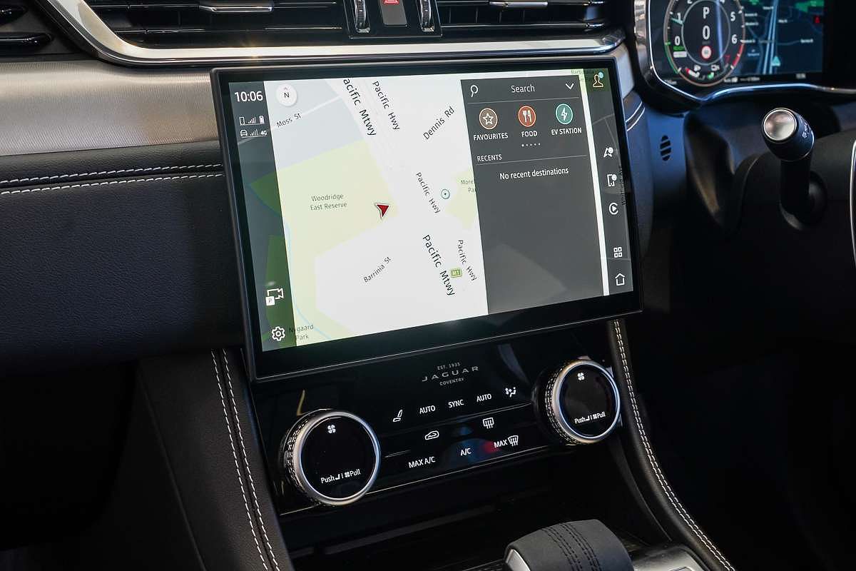 2024 Jaguar F-PACE PHEV P400e R-Dynamic SE 90th Anniversary Edition X761