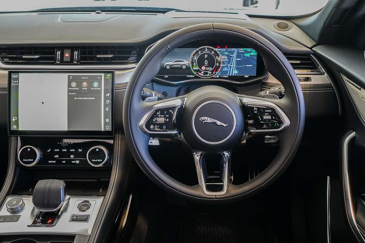 2024 Jaguar F-PACE PHEV P400e R-Dynamic SE 90th Anniversary Edition X761