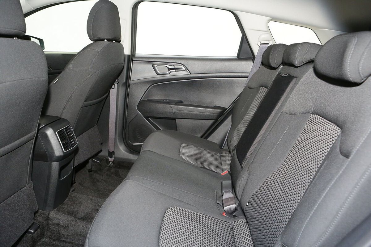 2024 Kia Sportage S NQ5