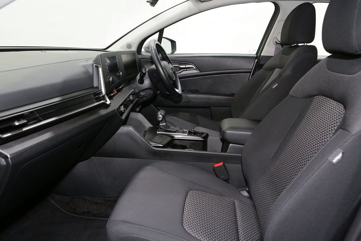 2024 Kia Sportage S NQ5