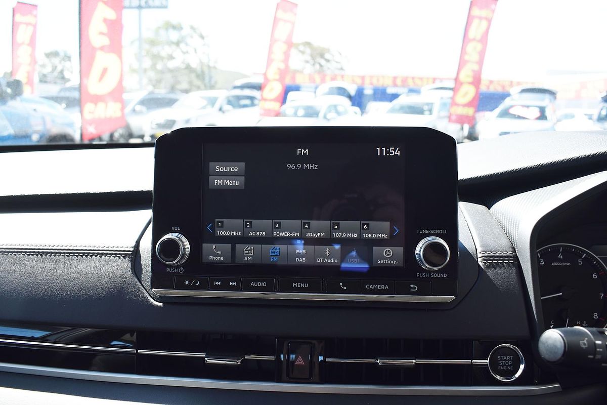 2024 Mitsubishi Outlander ES ZM