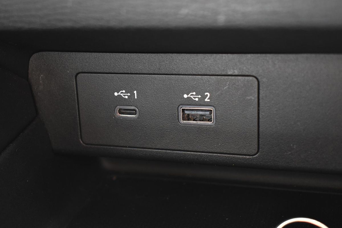 2024 Mitsubishi Outlander ES ZM