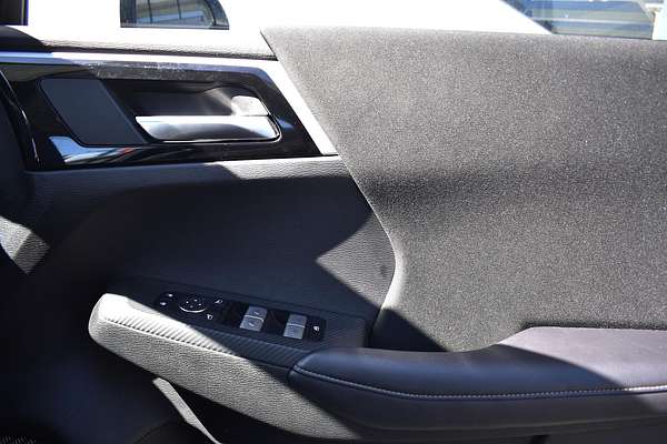 2024 Mitsubishi Outlander ES ZM