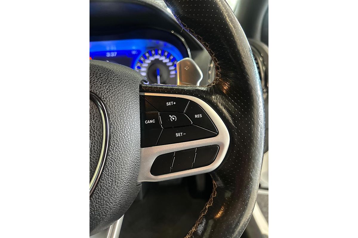 2021 Chrysler 300 SRT Core LX