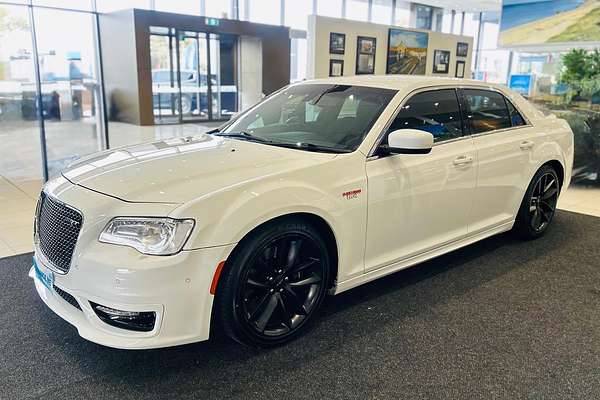 2021 Chrysler 300 SRT Core LX