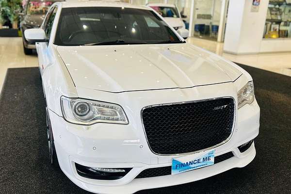 2021 Chrysler 300 SRT Core LX