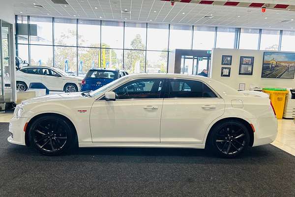 2021 Chrysler 300 SRT Core LX
