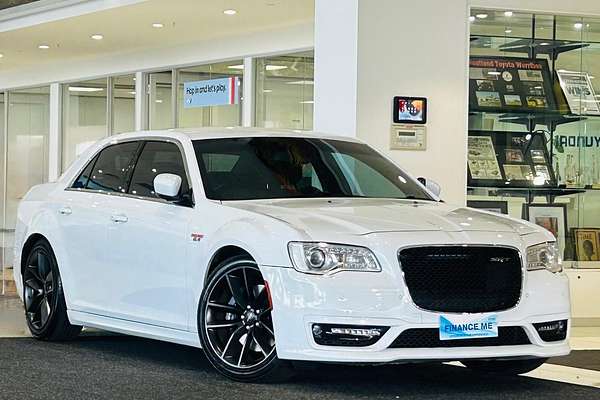 2021 Chrysler 300 SRT Core LX
