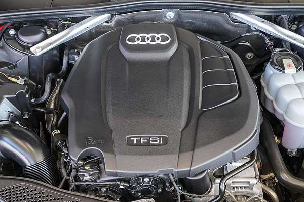 2019 Audi A4 45 TFSI S line B9