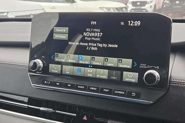2024 Mitsubishi Outlander Black Edition ZM
