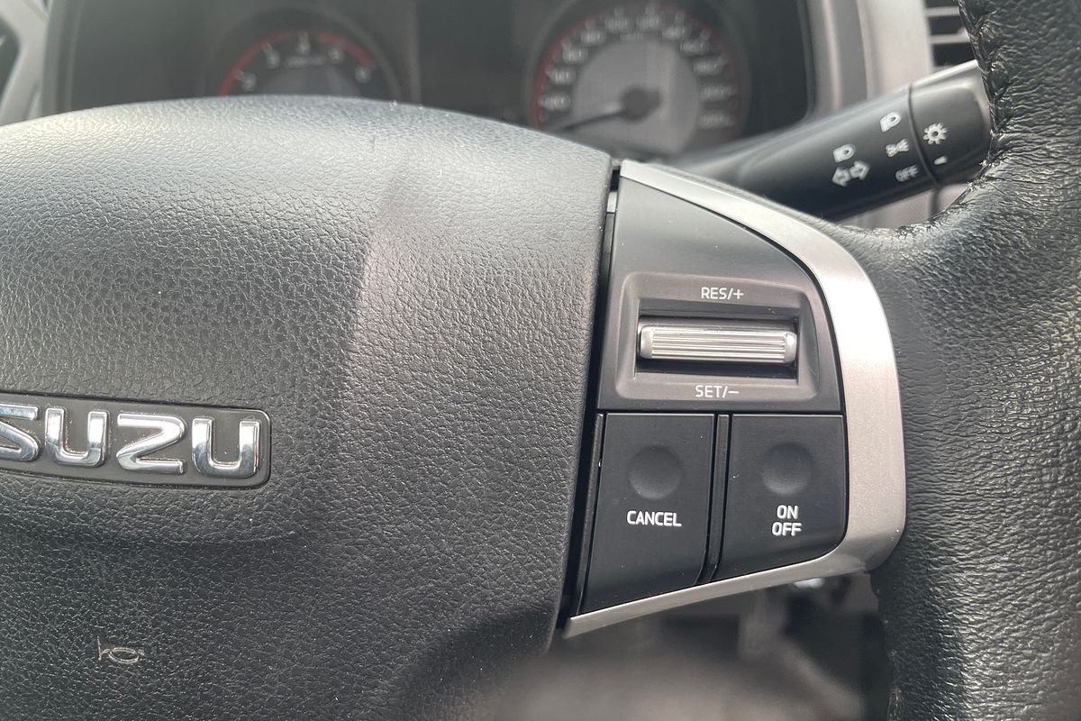 2019 Isuzu D-MAX SX High Ride  Rear Wheel Drive