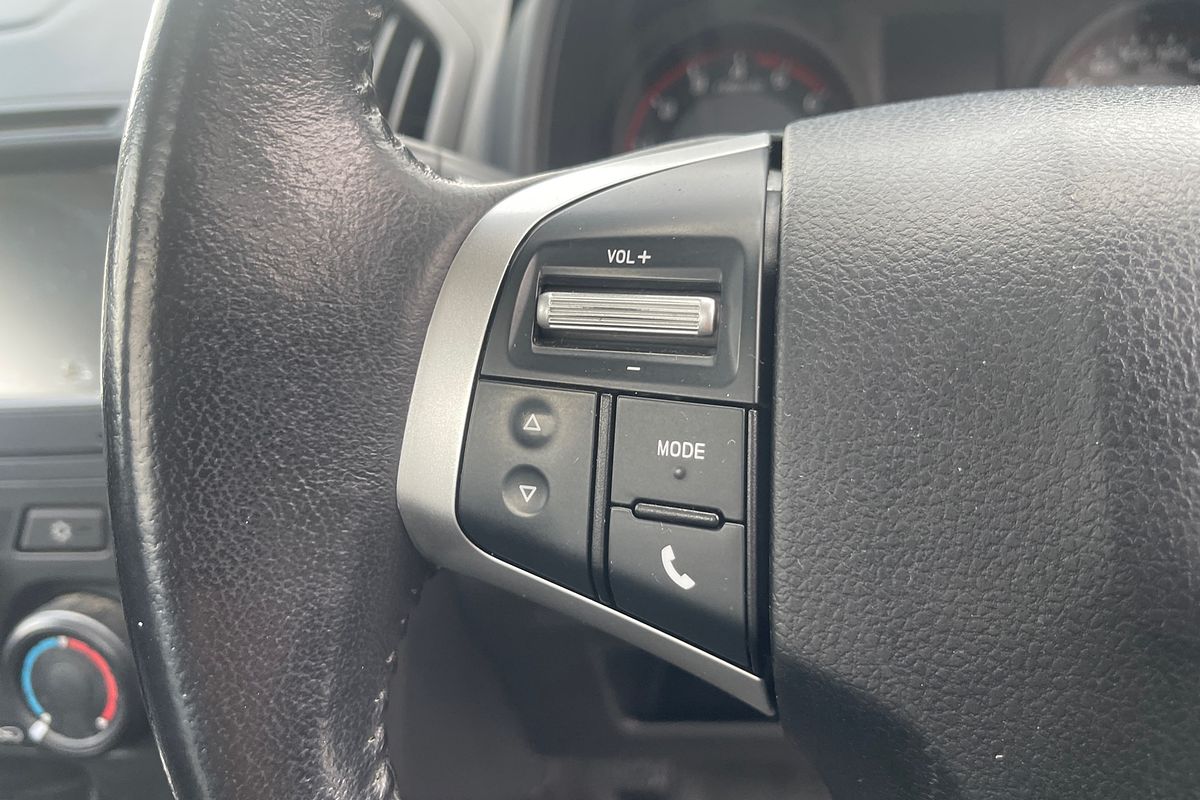 2019 Isuzu D-MAX SX High Ride  Rear Wheel Drive