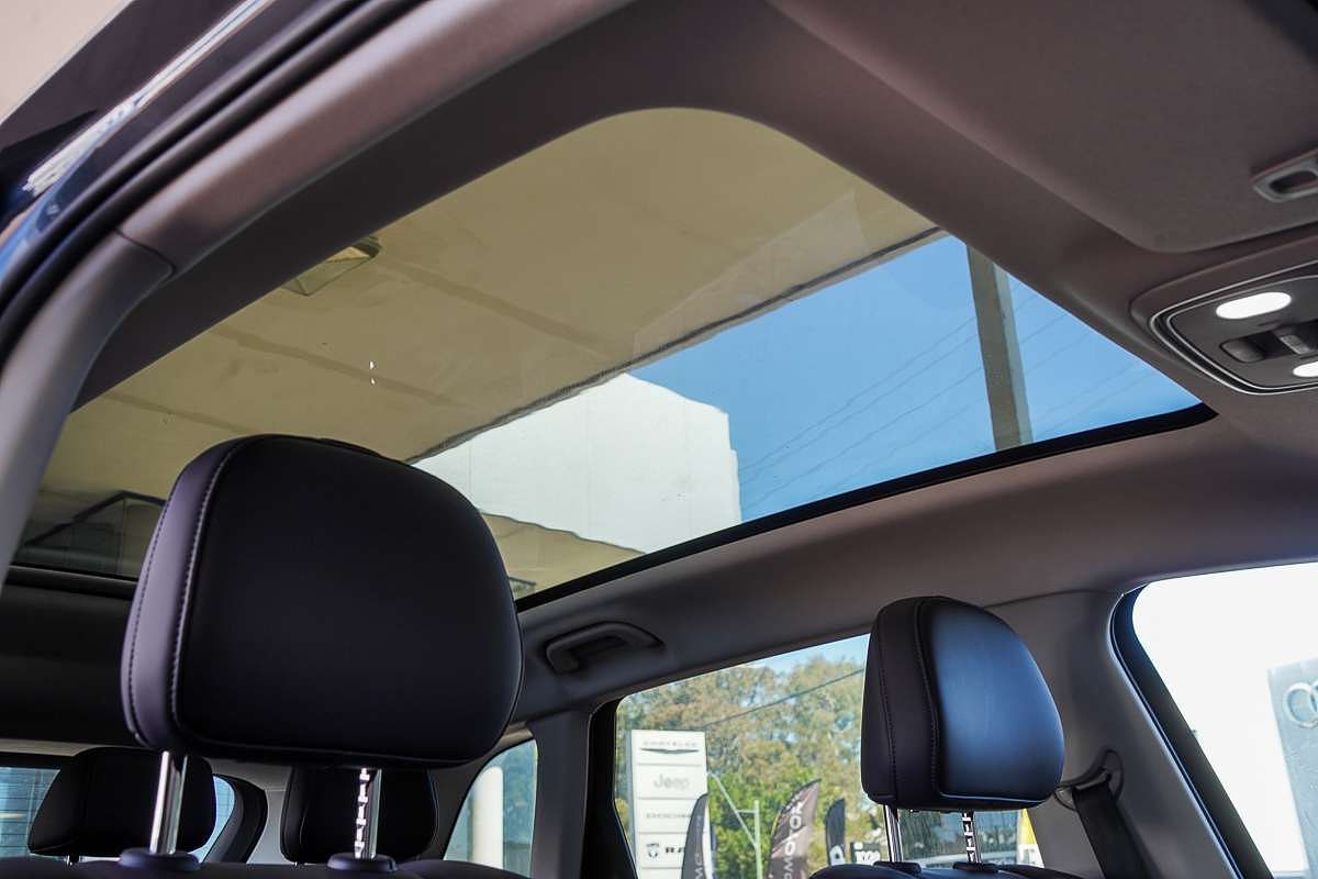 2024 Leapmotor C10 Design B11