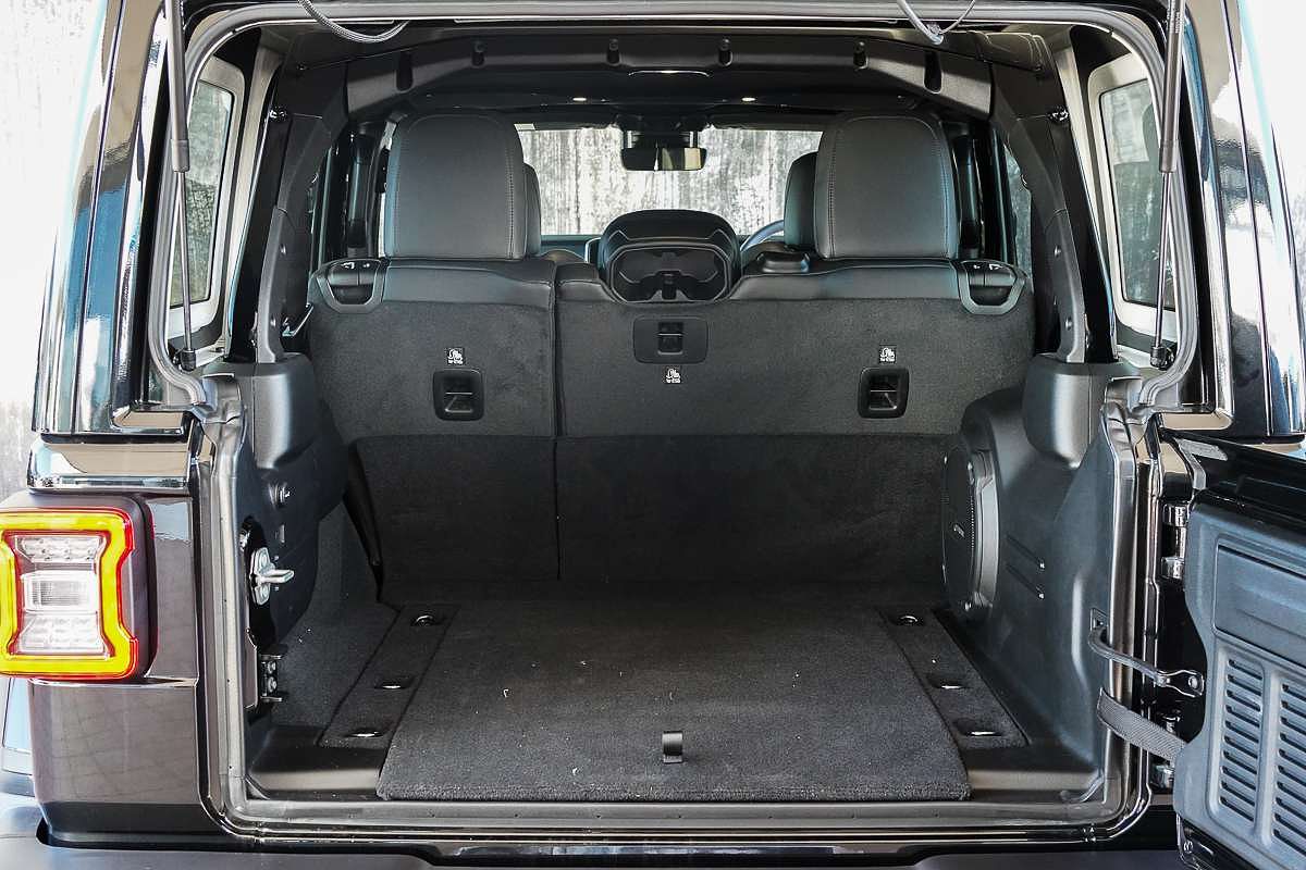 2024 Jeep Wrangler Unlimited Overland JL