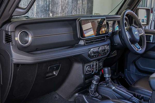 2024 Jeep Wrangler Unlimited Overland JL
